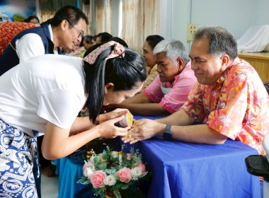 งานประเพณีทำบุญ และพิธีรดน้ำขอพรนักสหกรณ์อาวุโส ณ ... พารามิเตอร์รูปภาพ 9